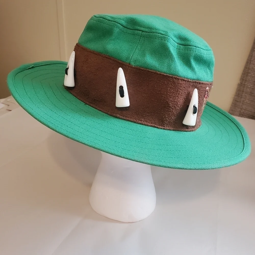 DISNEY PARKS WALT DISNEY WILDLIFE SAFARI HAT. YOUTH. GREEN